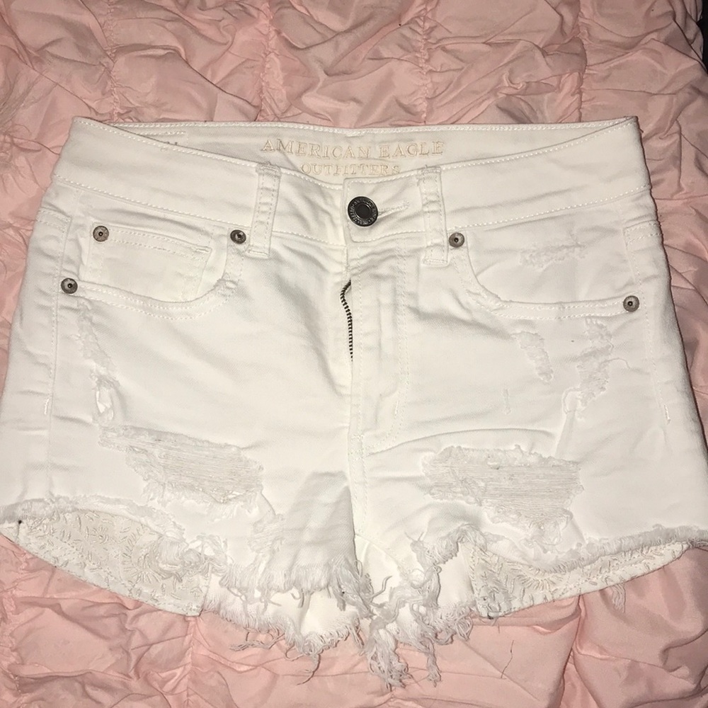 White American Eagle jean shorts